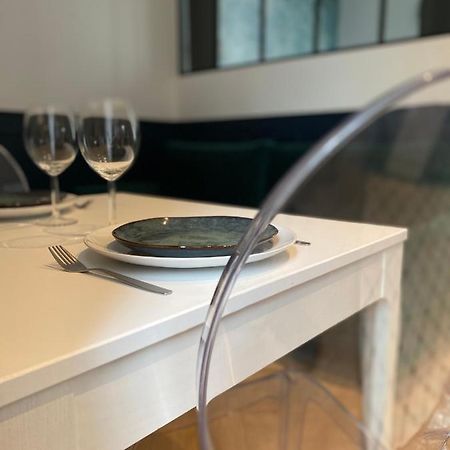 La Suite Dandy - Beau T2 -Terrasse, Parking Gratuit, Climatisation Bagneres-de-Bigorre Luaran gambar