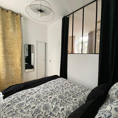 La Suite Dandy - Beau T2 -Terrasse, Parking Gratuit, Climatisation Bagneres-de-Bigorre Luaran gambar