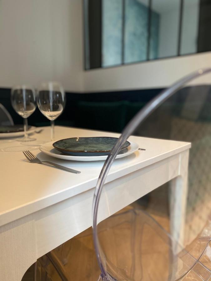 La Suite Dandy - Beau T2 -Terrasse, Parking Gratuit, Climatisation Bagneres-de-Bigorre Luaran gambar