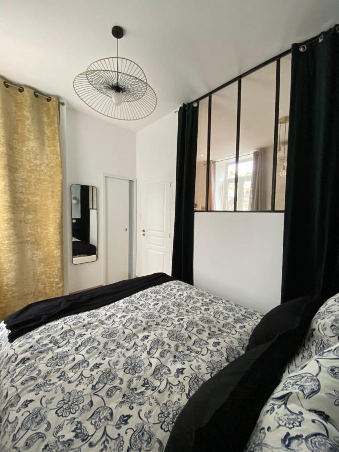 La Suite Dandy - Beau T2 -Terrasse, Parking Gratuit, Climatisation Bagneres-de-Bigorre Luaran gambar