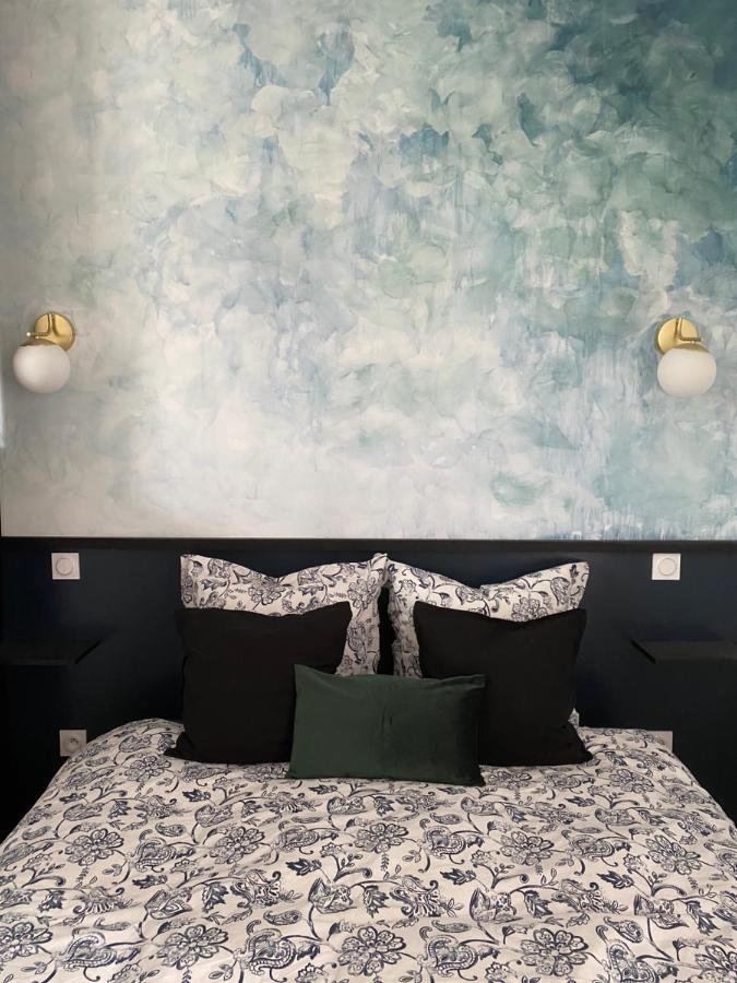 La Suite Dandy - Beau T2 -Terrasse, Parking Gratuit, Climatisation Bagneres-de-Bigorre Luaran gambar